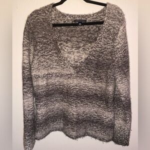 Beautiful Banana Republic Wool V-Neck Sweater XL PTP=22 Inches